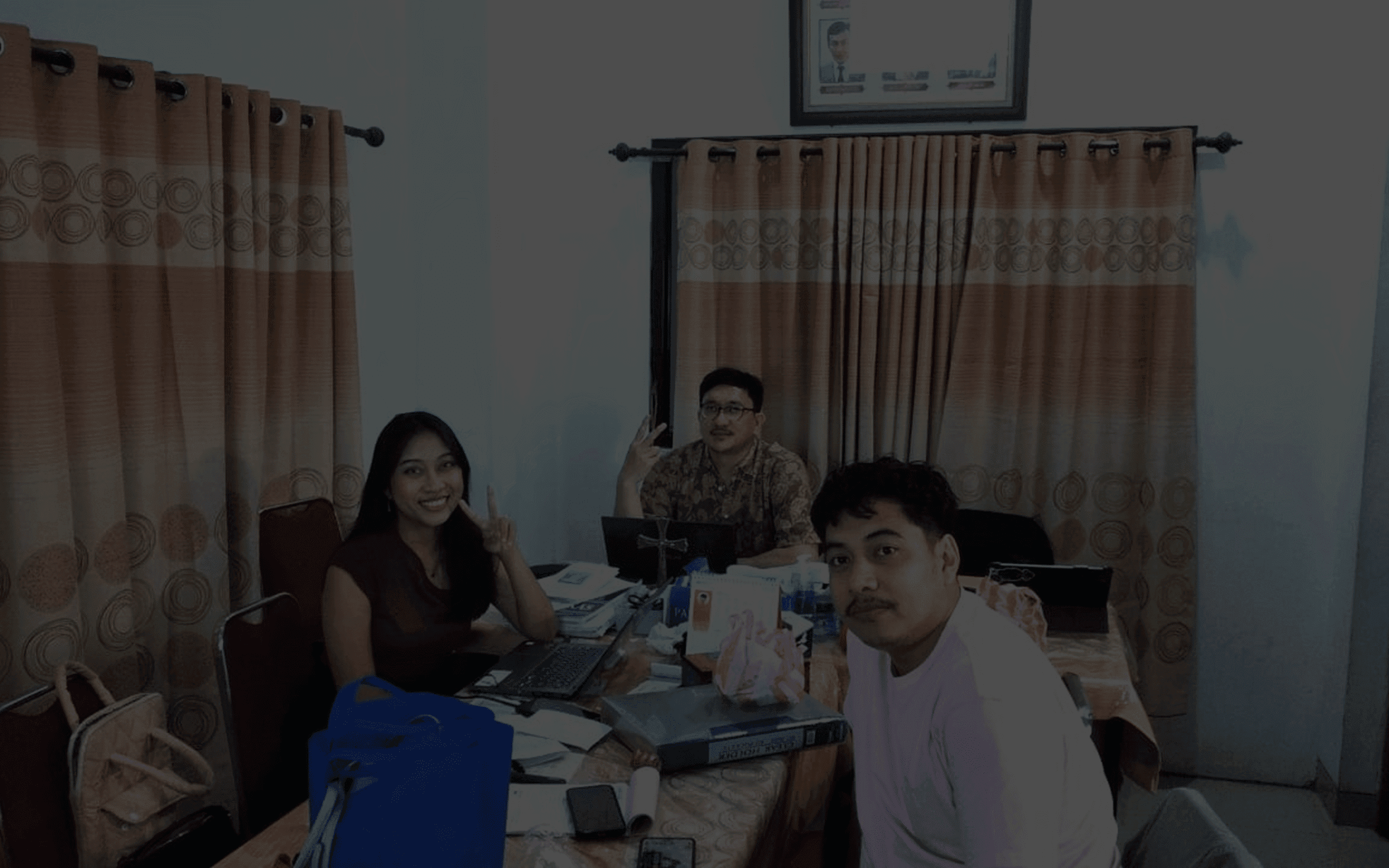 Background Gereja Gemindo Nazareht